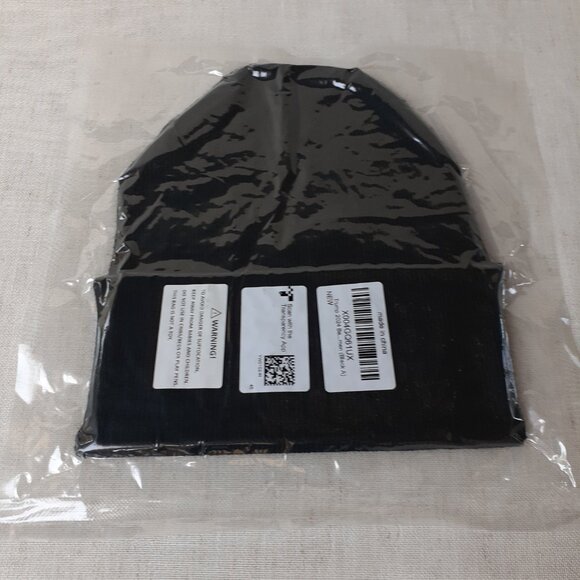 New MAGA - Black and White Beanie Knit Cap - Picture 4 of 5